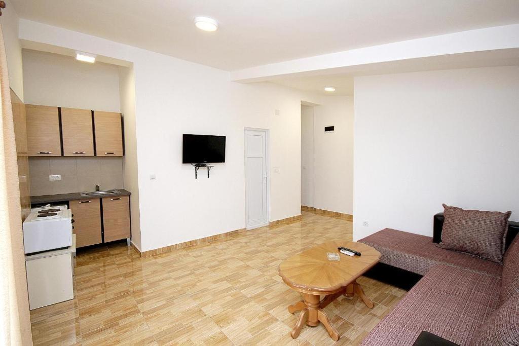 Apartments Sosic Sutomore Exterior photo