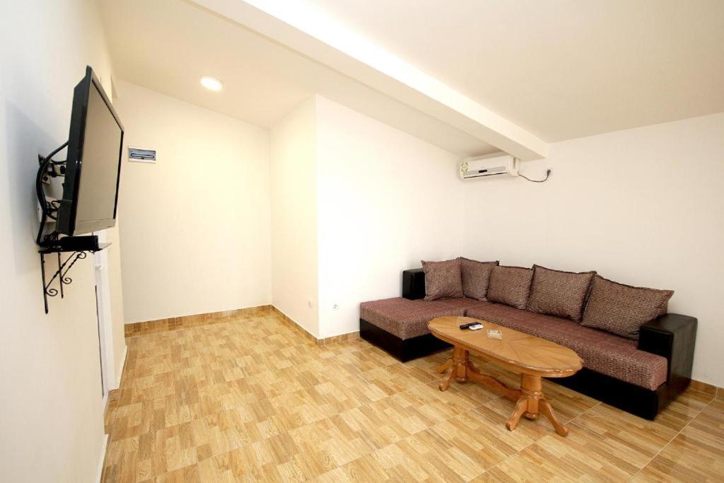 Apartments Sosic Sutomore Exterior photo