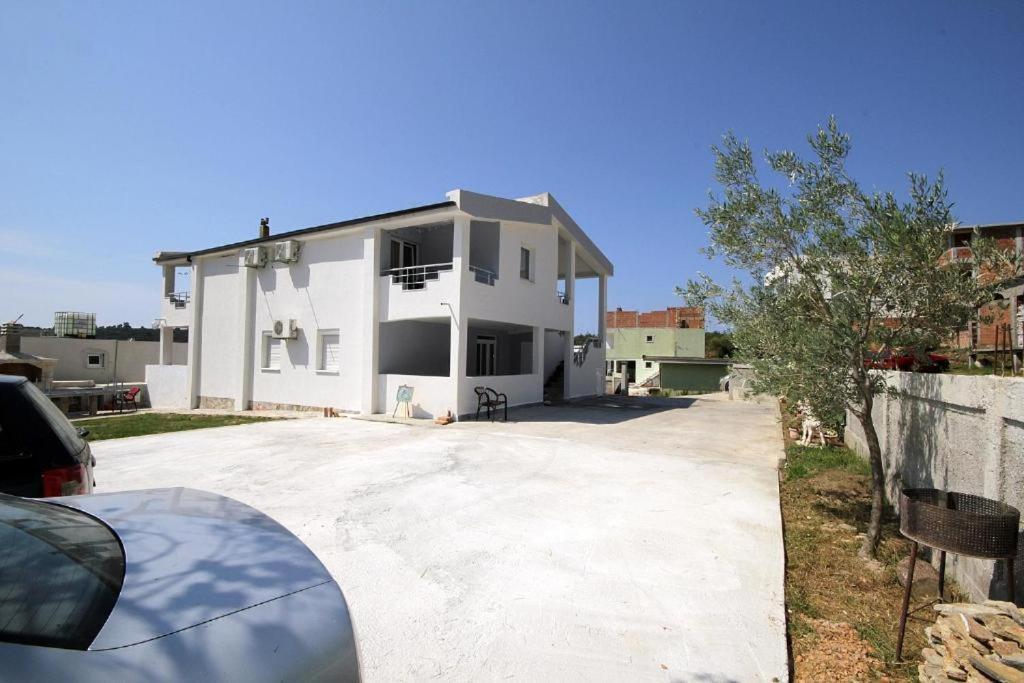 Apartments Sosic Sutomore Exterior photo